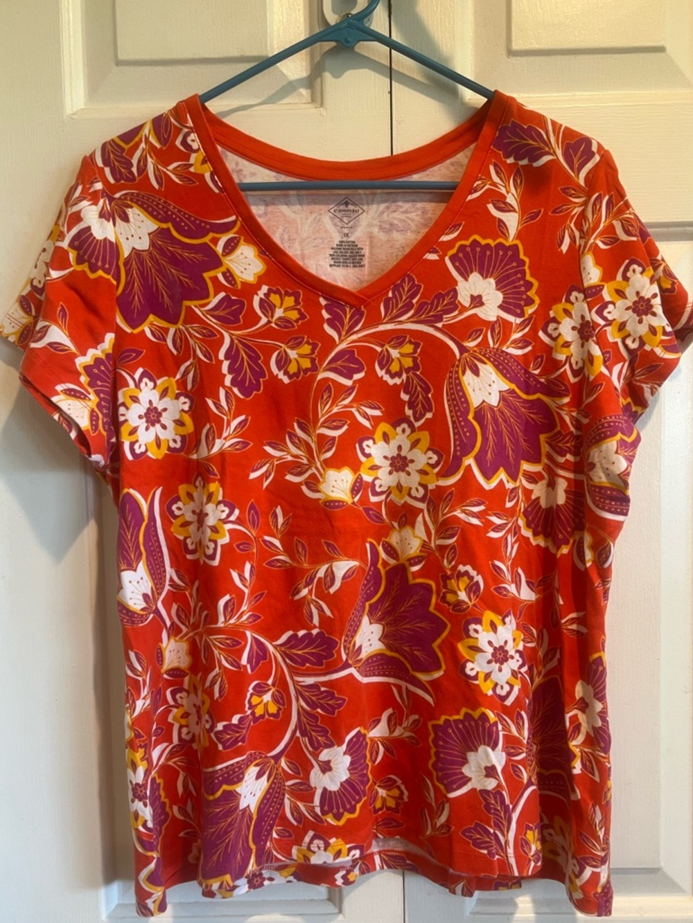 St. John's Bay Red Floral V-Neck Tee with Purple and White Accents